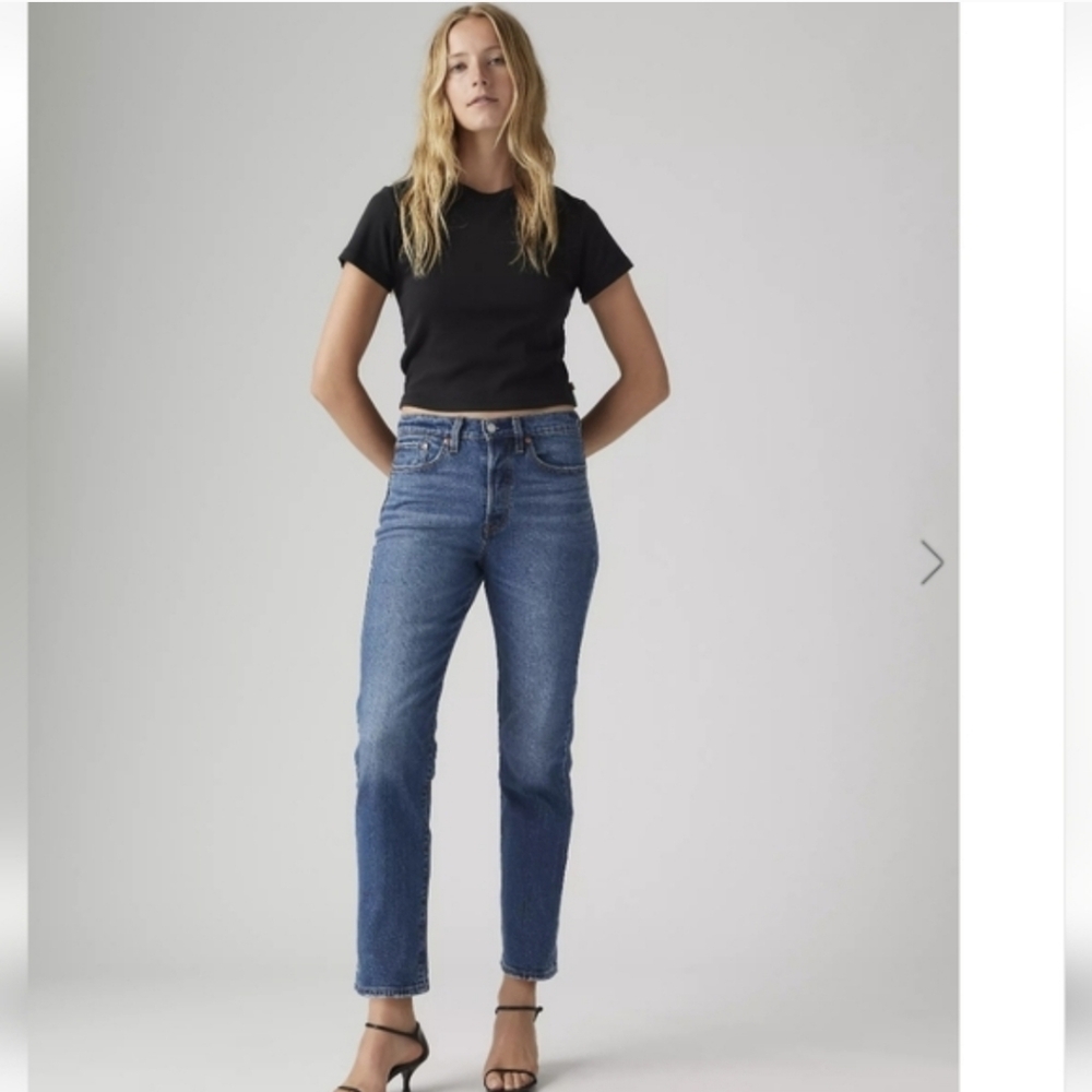 Levi's Wedgie Straight 27 X 28 NWT